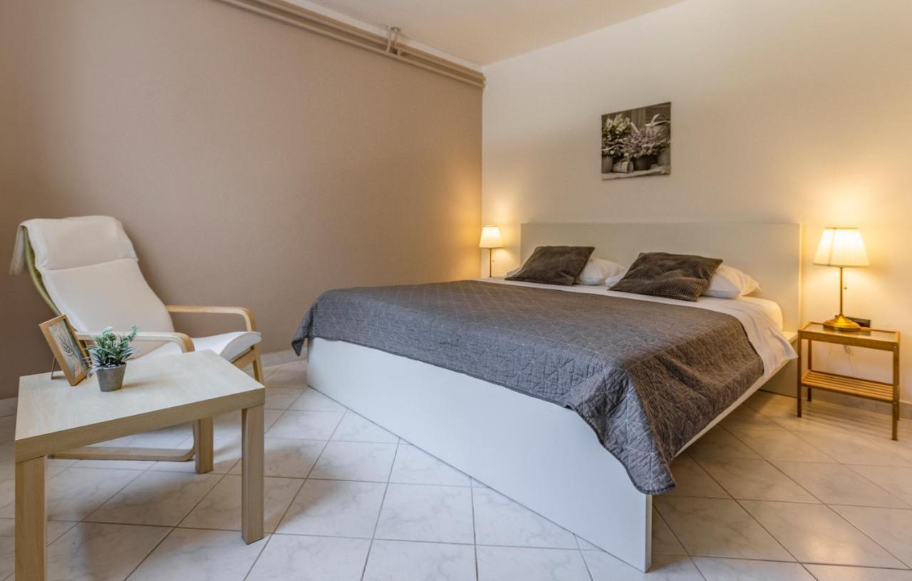 Apartment Mar Пиешчана Увала Екстериор снимка